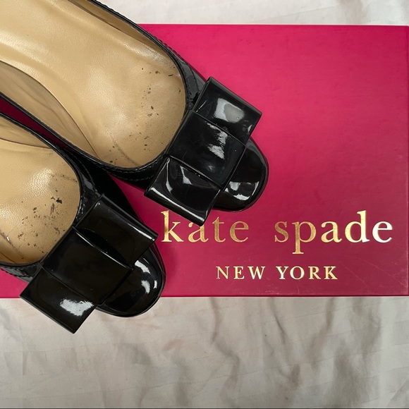 Patent Leather Kate Spade Dijon Pumps w Leather Bow - Picture 5 of 15
